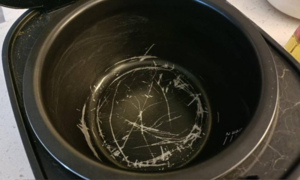 Why you shouldn't use a rice cooker with a damaged nonstick coating