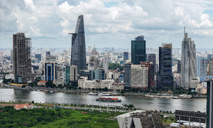Ho Chi Minh City prioritizes 5 strategic service sectors