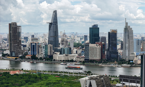 Ho Chi Minh City prioritizes 5 strategic service sectors