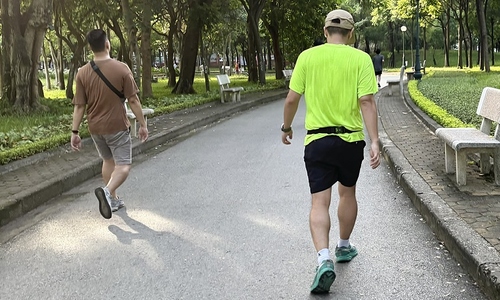 Diet and exercise tips to lower uric acid