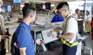 Citizens no longer required to present documents available on VNeID