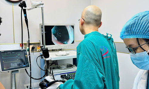 The grueling journey of a Vietnamese resident doctor