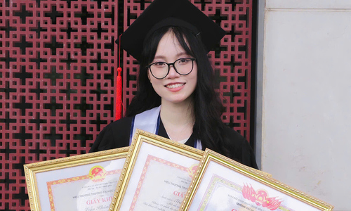 Hai Phong student graduates top of Hanoi Law University