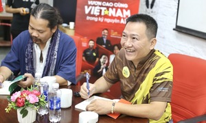 From Billiards Champion to Programmer: Nguyen Phuc Long's Golden Journey