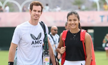 Murray open to coaching Raducanu
