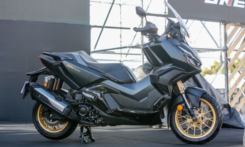 Honda ADV 350: Honda's new adventure scooter priced at nearly 166 million VND
