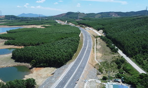 Over 152,000 billion VND proposed for North-South expressway expansion