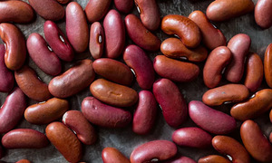 The benefits of soaking beans with baking soda and salt before cooking