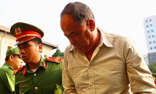 Former An Giang chairman's sentence reduction proposed in sand mining case