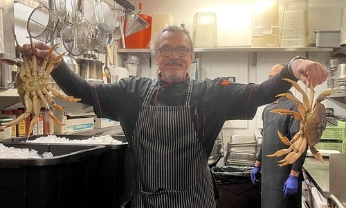 Renowned chef robs three banks in one day