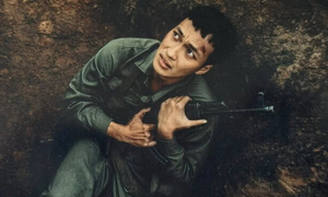 Film 'Mua do' sparks debate