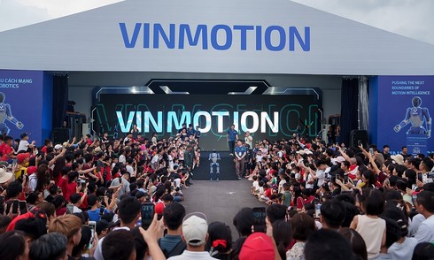 Vingroup honored at national achievements exhibition