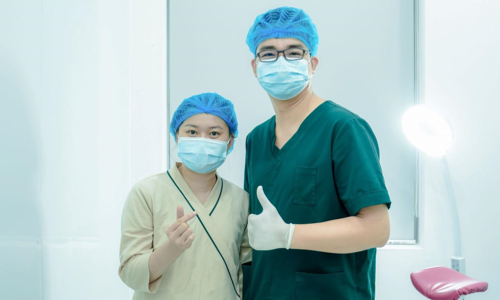 Cosmetic surgeon helps women regain confidence