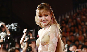 Son Ye Jin, Lisa grace the Busan international film festival red carpet