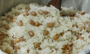 The benefits of soaking sticky rice before steaming