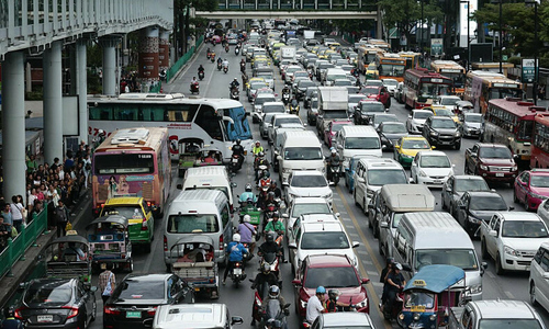 Global solutions for motorcycle and car traffic conflicts