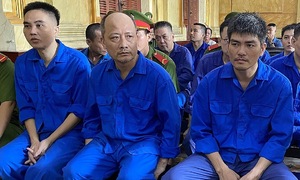 Western Vietnam gold smuggling ring goes to court