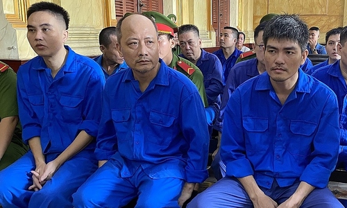 Western Vietnam gold smuggling ring goes to court