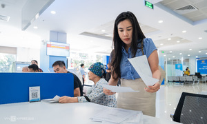 Public sector employees laid off due to streamlining may receive 24 months' salary