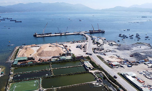 Cam Ranh bay fuel depot to be built on reclaimed land