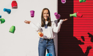 US startup transforms 5,000 disposable cups into sweaters