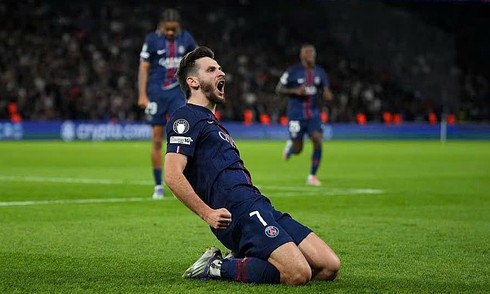 PSG dominates Champions League opener
