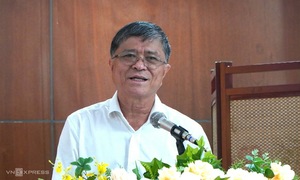 Ho Chi Minh City plans to limit phone use during recess starting in 2026