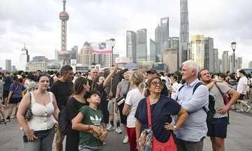 Visa exemptions: Key to China's tourism rebound