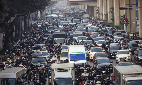 Pros and cons of narrowing traffic lanes in urban areas