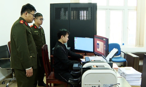 Sophisticated counterfeit ID ring busted