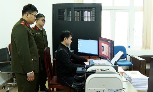Sophisticated counterfeit ID ring busted