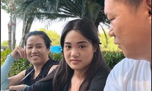 Father pays daughter to stay in touch