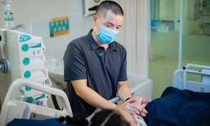 Husbands donate livers to save wives