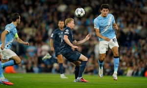 De Bruyne's disappointing return as Man City defeats Napoli in Champions League
