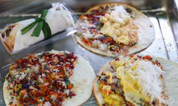 Buon Ma Thuot's famous seven-color sticky rice comes to Saigon