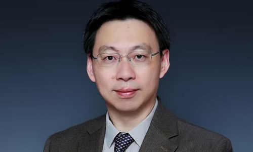 Semiconductor expert returns to China to teach at Tsinghua University