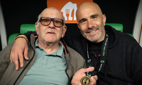 Chelsea manager: 'Sterling's hardship doesn't compare to my fisherman father'
