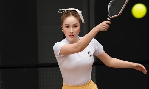 Vietnamese celebrities embrace pickleball fashion