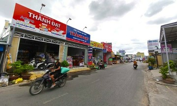 Illegal land subdivision and transfer on leased public land