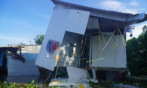 Six homes collapse into Tien River