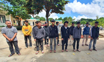 Teens clash, throw beer bottles at police
