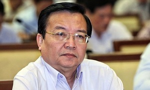 Former Ho Chi Minh City Department of Education and Training Director Accused of Aiding AIC in Winning Bids