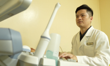 Does a short cervix increase the risk of premature birth?