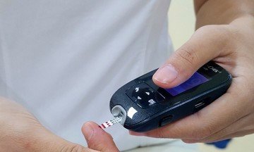 6 daily habits to help manage blood sugar