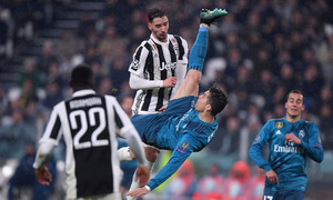 Ronaldo outside the top 5 strikers of the past 30 years