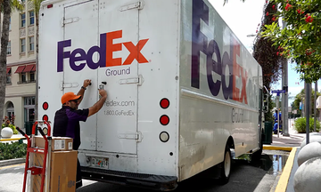 FedEx to increase shipping rates by 5.9% in 2026