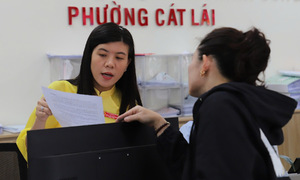 Ho Chi Minh City wards struggle with 'too many staff, not enough specialists'