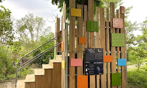 AI decodes birdsong in Hanoi