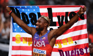 Noah Lyles anchors USA to 4x100m relay gold