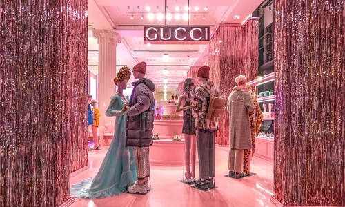 Luxury fashion market loses its luster